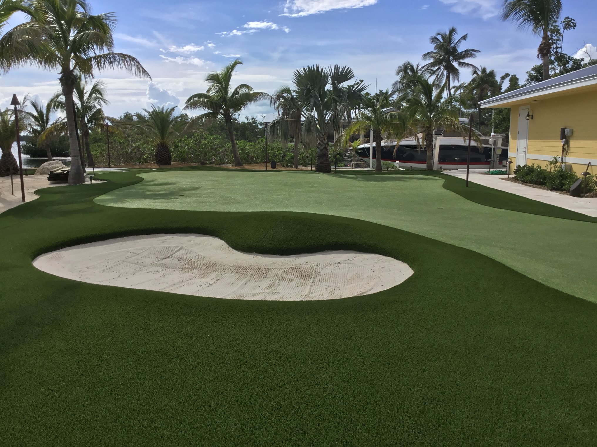 Fl Backyard Putting Green With White Sand Bunker Celebrity Greens