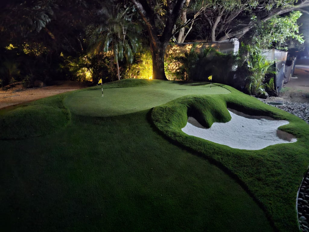Artificial Turf Putting Greens
