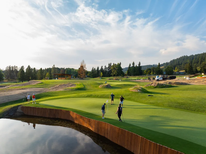 Shortland Golf Club 19-hole Public Par 3 Golf Course by Celebrity Greens